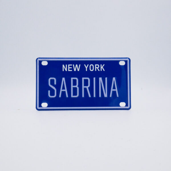 NY-PLATE-BLUE-Sabrina